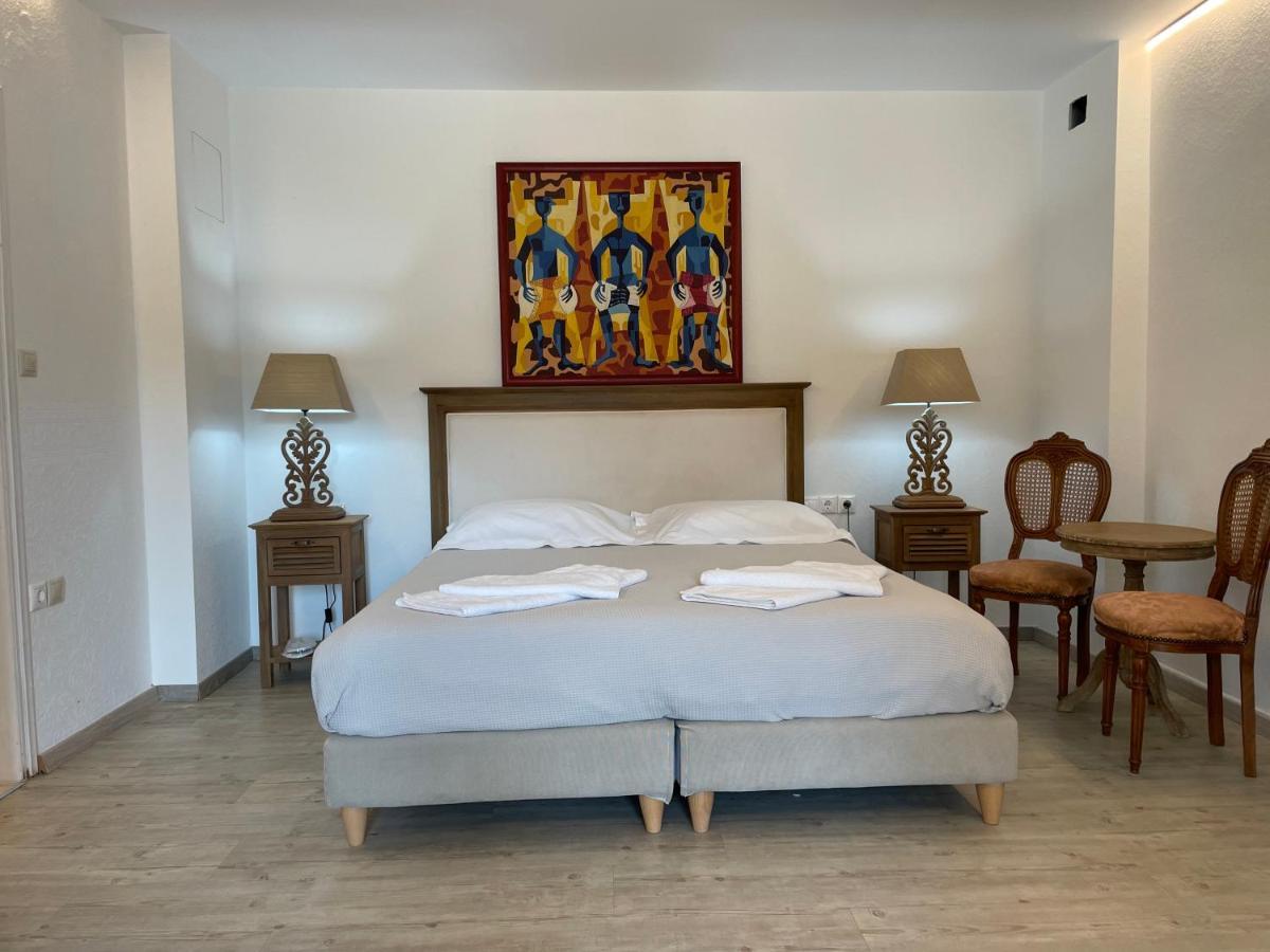 Syros Village Suites Vari  Екстер'єр фото