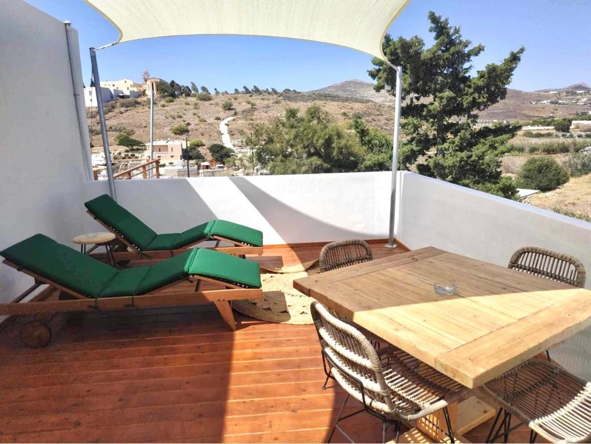 Syros Village Suites Vari  Екстер'єр фото