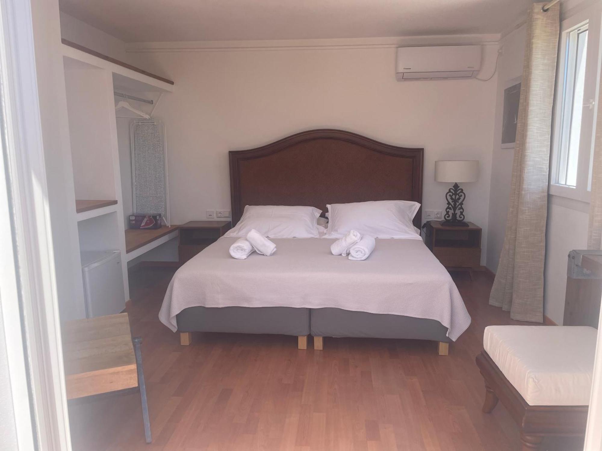 Syros Village Suites Vari  Екстер'єр фото