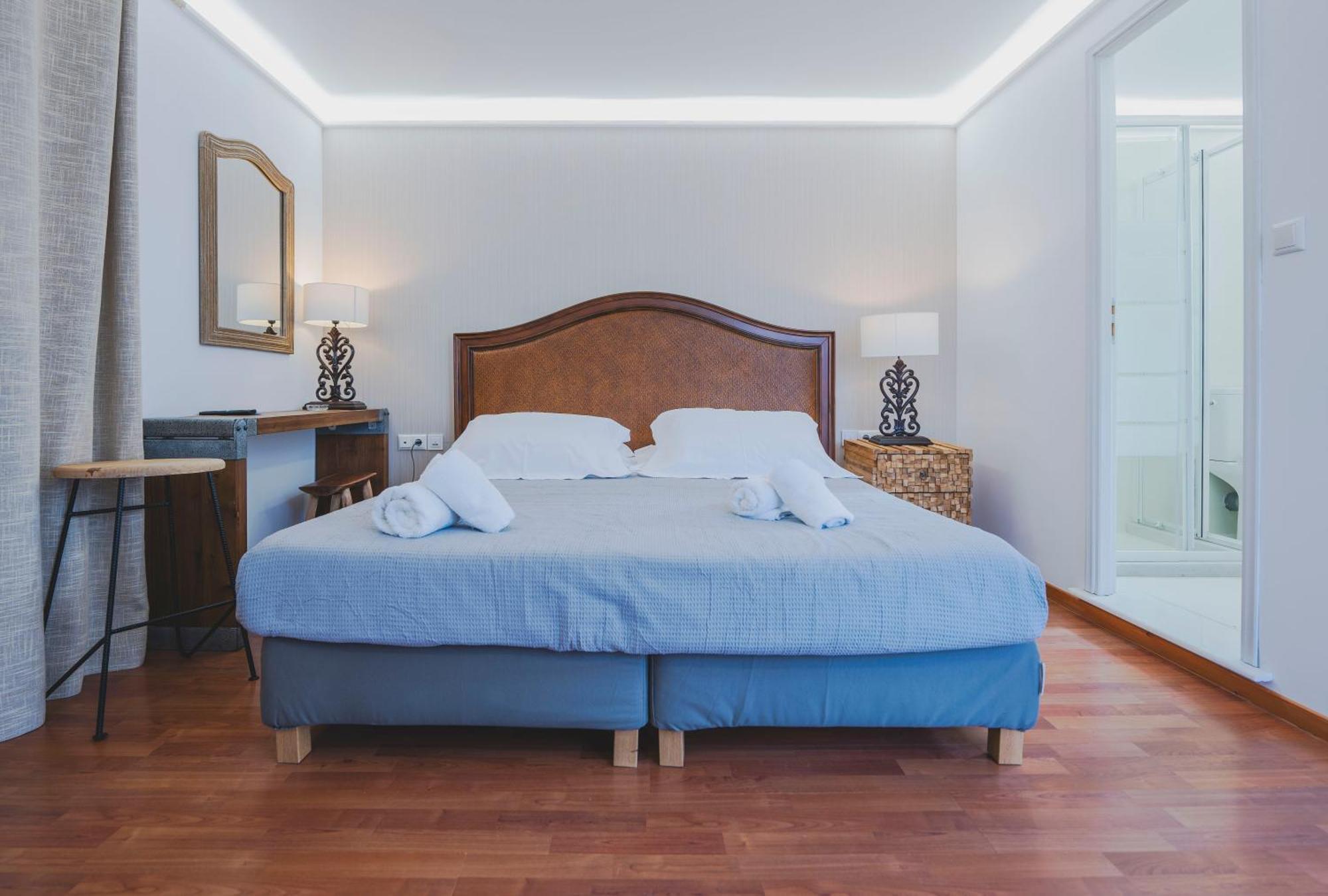 Syros Village Suites Vari  Екстер'єр фото